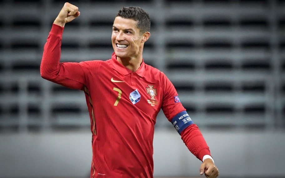 Ronaldo Nhận Giải Thưởng Cao Quý, Khẳng Định Mình Vẫn Là Số 1