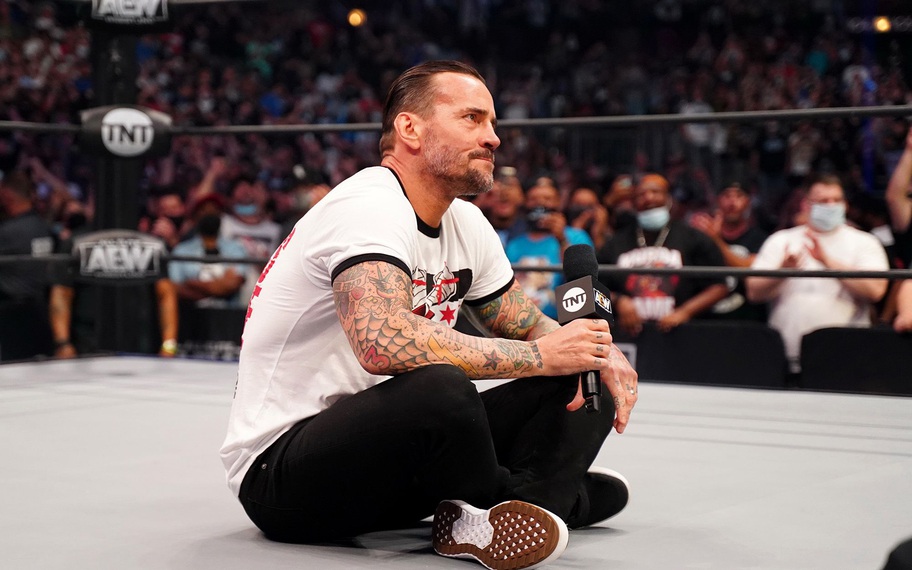 Siêu sao CM Punk trở lại sàn đấu sau 7 năm vắng bóng