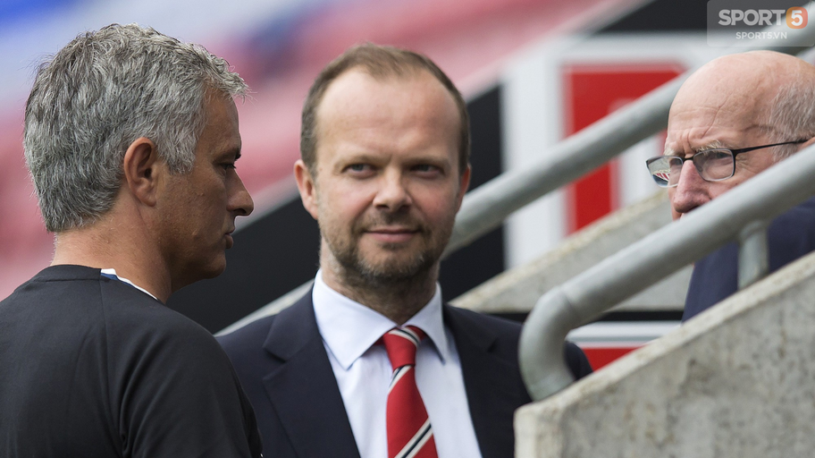 Tiết lộ gây sốc về mối quan hệ đổ vỡ giữa Mourinho và Ed Woodward