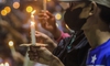 Bạo loạn bóng đá ở Indonesia: Người dân thắp nến cầu nguyện xuyên đêm