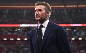 David Beckham tỏa thần thái ngút ngàn khi dự khán trận chung kết giải đấu tiền World Cup