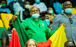 Giành nhau vào xem bóng đá, CĐV gây ra thảm kịch hàng chục người thương vong ở Cúp châu Phi 2021