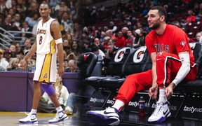 Zach LaVine tưởng nhớ cố huyền thoại Kobe Bryant cùng đôi chiến hài Nike Kobe 1 "81 điểm"