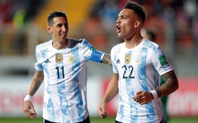 Argentina hạ Chile trên sân khách trong ngày vắng Messi