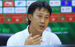 V.League 2022: Hà Tĩnh trụ hạng, HLV Nguyễn Thành Công trút gánh nặng