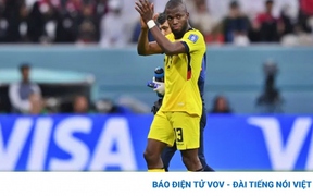 Người hùng của Ecuador dính chấn thương sau trận thắng Qatar