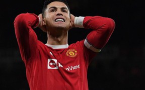 Hành trình của Ronaldo ở MU: Từ người hùng đến kẻ phản diện