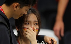 Fan nữ đẫm lệ chứng kiến tuyển Đức mùa World Cup thứ 2 liên tiếp 'rụng' ở vòng bảng