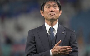 HLV tuyển Nhật Bản tiết lộ điều bất ngờ đằng sau màn sút phạt đền không như ý