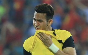 Cầu thủ U23 Malaysia khóc nức nở sau trận thua U23 Việt Nam