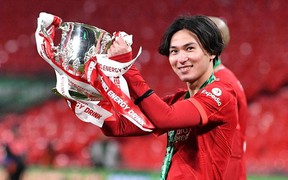 Liverpool bán đứt ngôi sao người Nhật Bản, thu lời gấp đôi