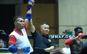 Trần Quang Lộc đánh bại võ sĩ người châu Phi tại LION Championship 2022