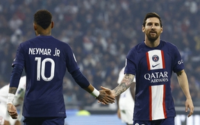 Neymar kiến tạo cho Messi ghi bàn, PSG thắng trận đại chiến với Lyon