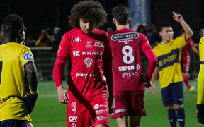 Quang Hải xuống đội B của Pau FC, ra sân ở giải hạng 5 Pháp