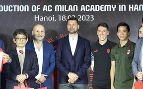 Văn Quyết tiết lộ lý do cho con trai tập luyện tại Học viện bóng đá AC Milan
