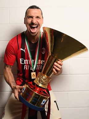 Vô địch Serie A, Ibrahimovic liệt kê toàn bộ đau đớn phải chịu đựng suốt 6 tháng qua