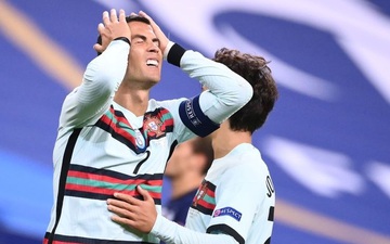 Ronaldo tịt ngòi, Bồ Đào Nha và Pháp bất phân thắng bại
