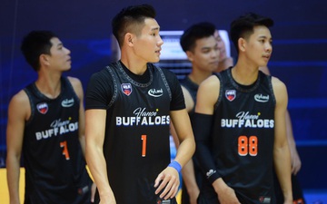 Chùm ảnh: Mê mẩn với cực phẩm áo đấu Hanoi Buffaloes phiên bản đặc biệt tại VBA 2020