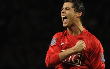 Khả năng nào cho việc Ronaldo trở lại MU?