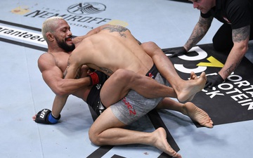 Kết quả UFC 255: Shevchenko tiếp tục chiến thắng, Figueiredo bảo vệ đai thành công