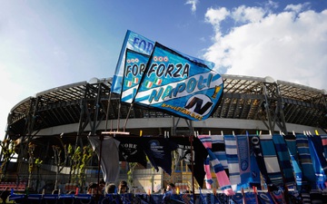 Đội bóng danh tiếng Italy đổi tên sân để tưởng nhớ Maradona