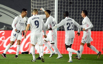Thắng trận derby Madrid, Real phả hơi nóng vào gáy Atletico trong cuộc đua vô địch