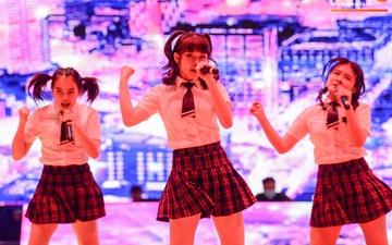VBA khiến fan "đổ rạp" trước vẻ đẹp và tài năng của "nhóm nhạc triệu đô" SGO48