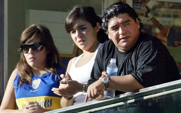 Bạn thân khẳng định Diego Maradona vẫn còn 2 người con chưa được thừa nhận