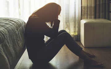 Vụ sao Ngoại hạng Anh bị bắt sau khi gạ gẫm bạn gái mới quen về nhà: Xuất hiện cáo buộc hiếp dâm