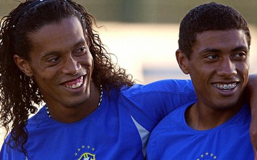 Ronaldinho lừa dối, khiến đời bạn thân tụt dốc như thế nào?