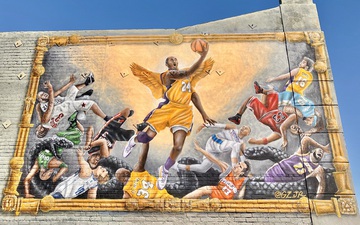 Thay thế ảnh tưởng niệm Kobe Bryant, kênh truyền hình nổi tiếng của Mỹ hứng chịu sự phẫn nộ của cộng đồng