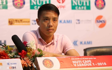 Công thần đăng tút gây xôn xao, tiết lộ mảng tối ở đội Sài Gòn FC đang thống trị V.League 2020?