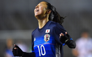 Chuyện thật như đùa: Nữ cầu thủ từng vô địch World Cup đầu quân cho... một đội bóng nam tại Nhật Bản