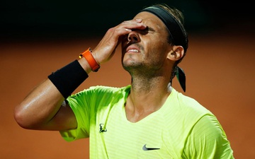 Nadal thua sốc, Djokovic thẳng tiến vào bán kết Rome Masters