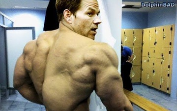Chế độ dinh dưỡng, tập luyện và sinh hoạt của tài tử Mark Wahlberg: Không dành cho người bình thường