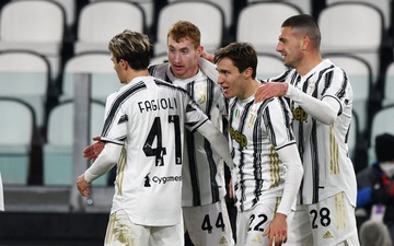 Juventus thắng đậm đối thủ hạng dưới, vào bán kết Coppa Italia