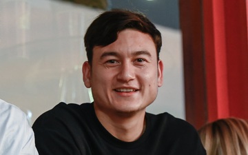 Văn Lâm bất ngờ tăng giá chuyển nhượng sau khi rời Muangthong United