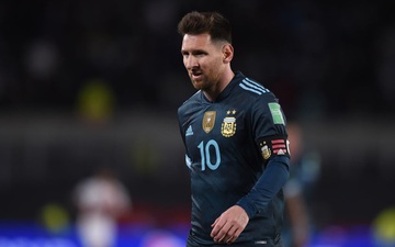 Messi mờ nhạt, Argentina giành chiến thắng hú vía