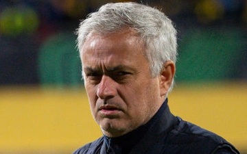 Đội bóng của Mourinho thua tan nát trước đối thủ vô danh từ Na Uy
