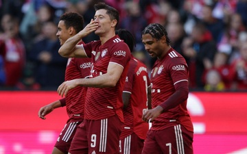 Bayern lại thắng cách biệt 4 bàn để giữ vững ngôi đầu