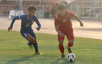 Văn Xuân ghi bàn, U23 Việt Nam giành 3 điểm đầu tay