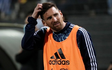 Messi lần đầu ngồi ghế dự bị sau 5 năm, Argentina nhọc nhằn đánh bại Uruguay