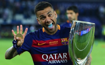 NÓNG: Dani Alves trở lại Barca 