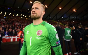 Schmeichel cản phá thần sầu trong trận thua đầu tiên của Đan Mạch ở vòng loại World Cup 2022
