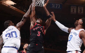 Đánh sập New York Knicks trên sân khách, Toronto Raptors thắng thông 4 trận