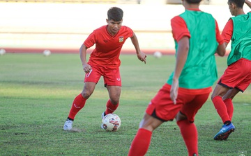 Thiếu quân, tuyển Lào vẫn hăng say luyện tập chuẩn bị đấu tuyển Việt Nam tại AFF Cup 2020