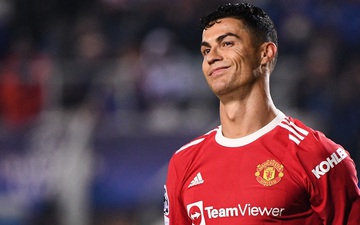 Ronaldo lập cú đúp đẳng cấp, cứu MU thoát khỏi thất bại mười mươi ở Champions League