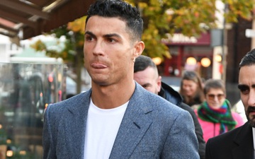 Ronaldo cùng dàn sao MU bảnh bao hẹn hò "ủ mưu" trước derby Manchester và cái kết phải nhận phạt