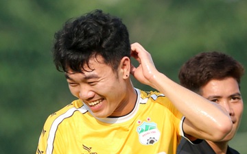 Quang Hải: "Xuân Trường đánh bóng bàn giỏi nhất, HLV Park có thể chơi 7 môn phối hợp"