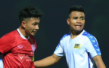 Tuyển thủ Việt Nam chơi mờ nhạt ở trận ra quân vòng loại U21 quốc gia 2021